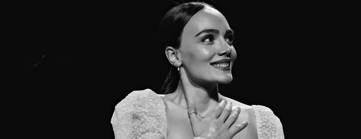 Anna Egoyan / Анна Егоян Anna Egoyan / Анна Егоян