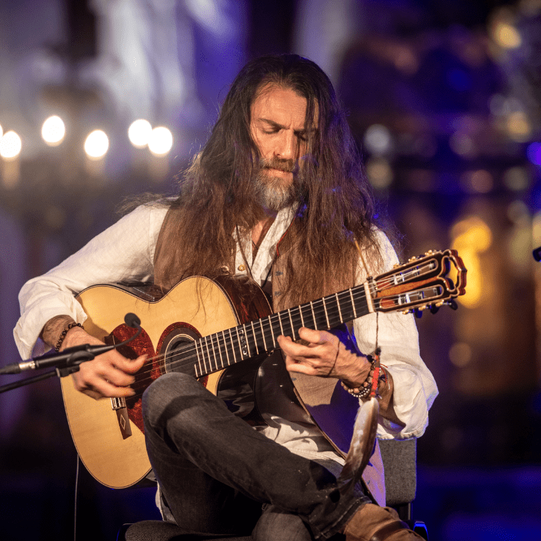 Estas Tonne