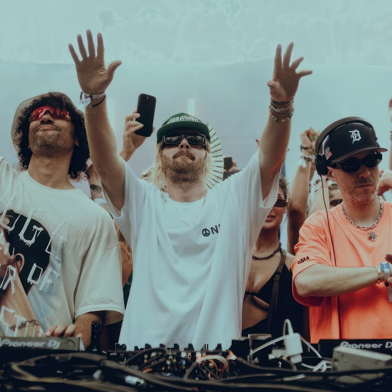 فرقة كينيموسيك