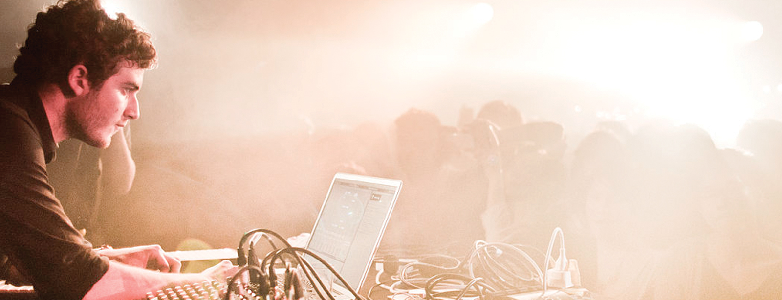 نيكولا جعار