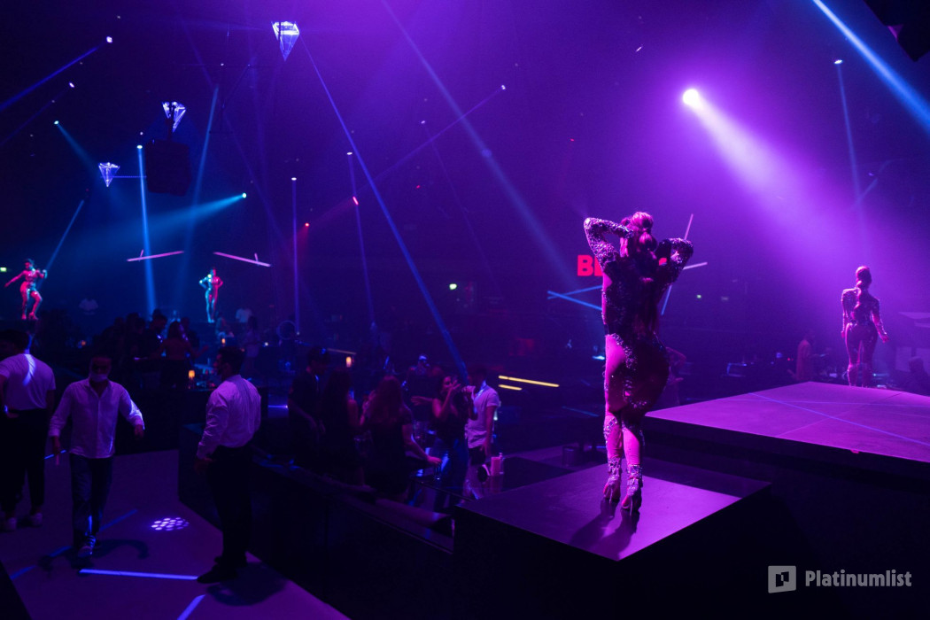 BLACK presents NOIR w/ Yann Turner & DJ Slim in Dubai: Gallery Photo 387ojn