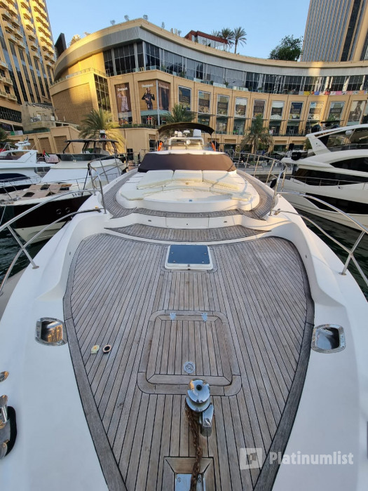 LEO Events Yacht Cruise in Dubai: Gallery Photo 3qr54z