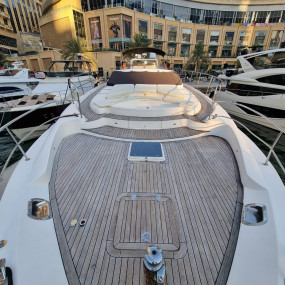 LEO Events Yacht Cruise in Dubai : Galerie de photos 3qr54z