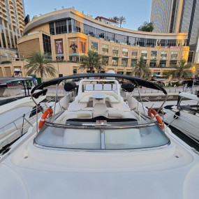 LEO Events Yacht Cruise in Dubai : Galerie de photos 3yyr43