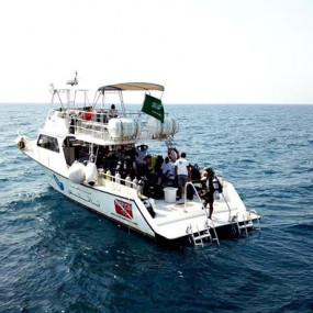 3r6xg3 استديو الصور :جدة في غواص ناتلس 3r6xg3 استديو الصور :جدة في غواص ناتلس