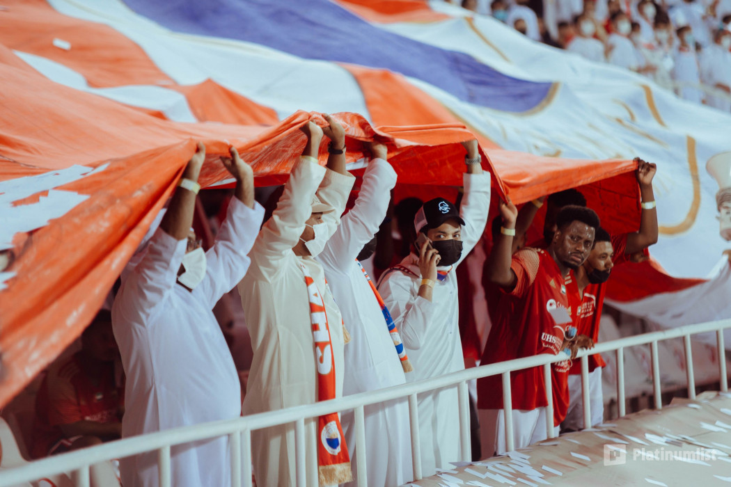 Sharjah FC vs Al Wahda FC in Sharjah: Gallery Photo zm6vw3