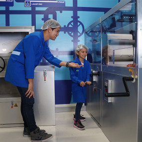 356d1z استديو الصور :أبوظبي في كيدزانيا أبوظبي