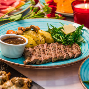 3e44mn استديو الصور :دبي في Valentine’s Special Dinner in Al Dente