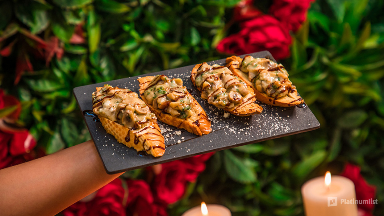 3rkkyn استديو الصور :دبي في Valentine’s Special Dinner in Al Dente