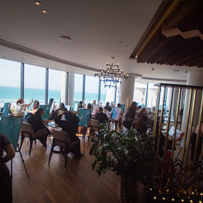 ART fem Painting Event in Abu Dhabi: Gallery Photo z7bwxn