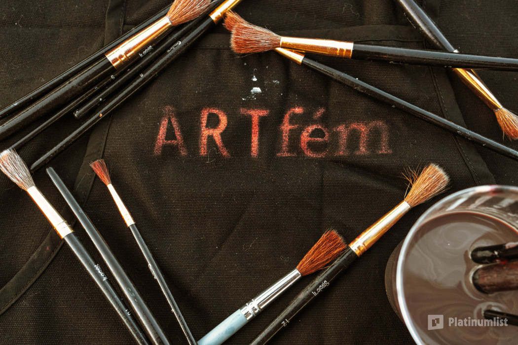 zm2q8n استديو الصور :دبي في ART fem