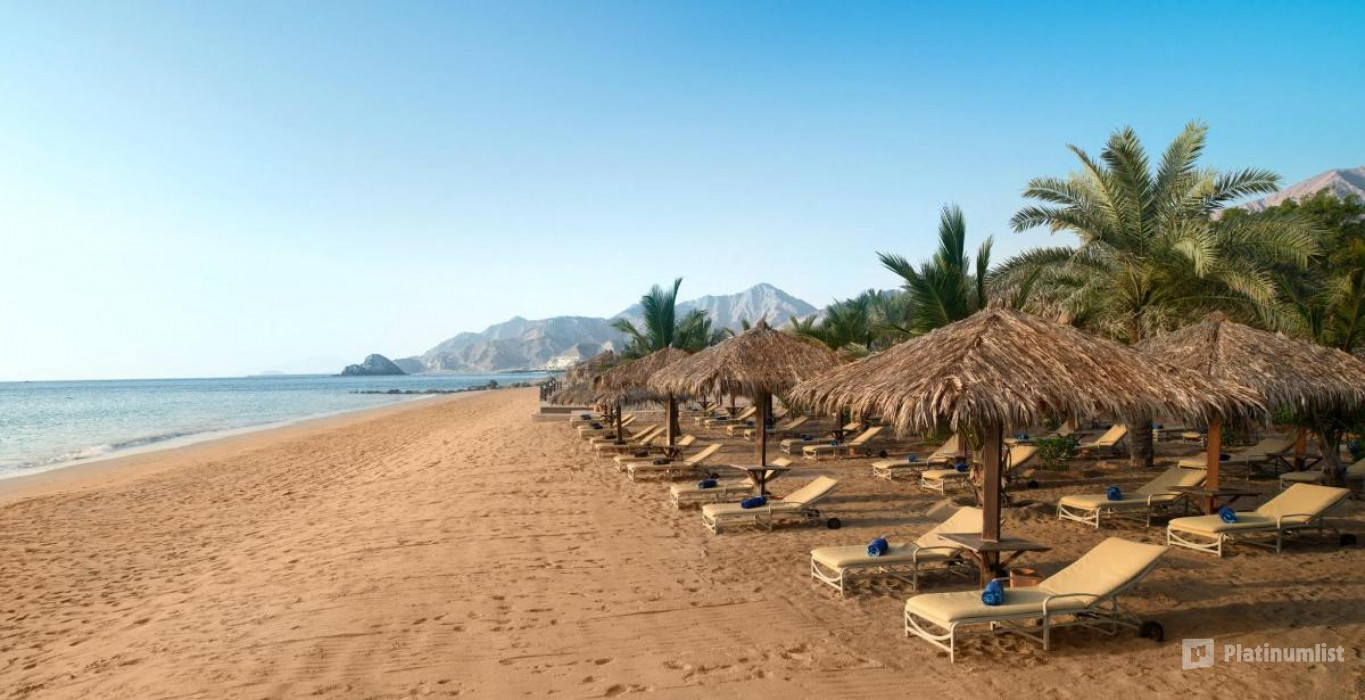 Le Meridien Al Aqah Beach Resort - Daycation with Beach and Pool Access in Fujairah: Gallery Photo n08kkp Le Meridien Al Aqah Beach Resort - Daycation with Beach and Pool Access in Fujairah: Gallery Photo n08kkp