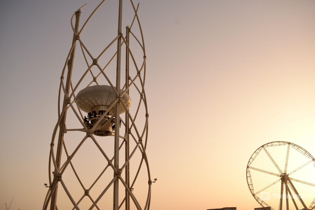 zv5ym4 استديو الصور :دبي في الكأس الطائر - جي بي أر