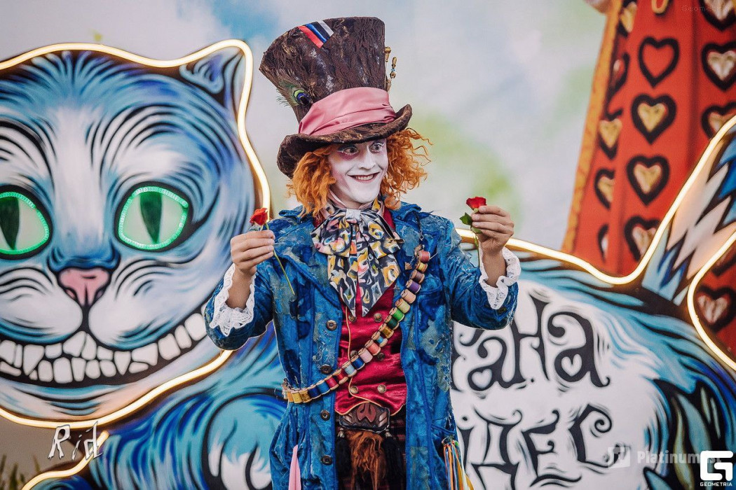 n2860q استديو الصور :دبي في New Year in Wonderland - Новый год в Стране Чудес n2860q استديو الصور :دبي في New Year in Wonderland - Новый год в Стране Чудес