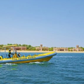75-minute Yas Island Abu Dhabi Sightseeing Boat Tour in Abu Dhabi: Gallery Photo 38vp61 75-minute Yas Island Abu Dhabi Sightseeing Boat Tour in Abu Dhabi: Gallery Photo 38vp61