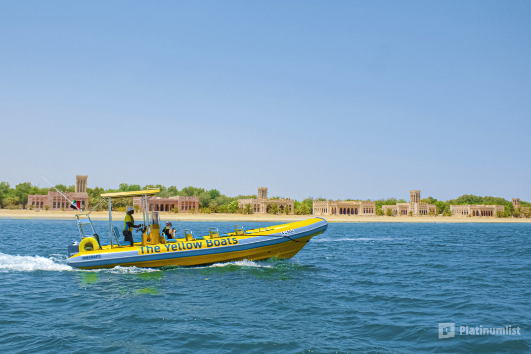 75-minute Yas Island Abu Dhabi Sightseeing Boat Tour in Abu Dhabi: Gallery Photo 38vp61 75-minute Yas Island Abu Dhabi Sightseeing Boat Tour in Abu Dhabi: Gallery Photo 38vp61