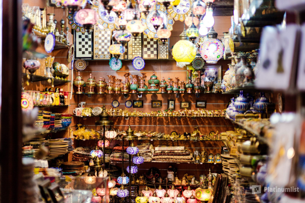 Explore Doha: Souq Waqif, Katara, and Pearl-Qatar in Doha : Galerie de photos n086bv Explore Doha: Souq Waqif, Katara, and Pearl-Qatar in Doha : Galerie de photos n086bv