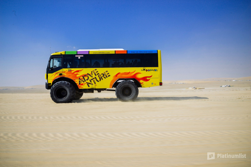 Monster Bus Desert Adventure Tour in Doha : Galerie de photos zv5o98