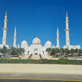 Photo from From Dubai: Abu Dhabi Full Day Tour With Louvre Museum in Dubai: Gallery Photo n6bxy9