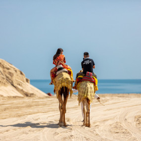 35dk66 استديو الصور :الدوحة في دخول ليوم واحد إلى منتجع المجلس مع غداء/عشاء