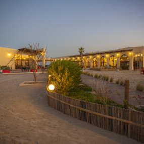 Photo de Day Pass at Al Majles Resort with Lunch/Dinner dans Doha : Galerie Photo n28xdj