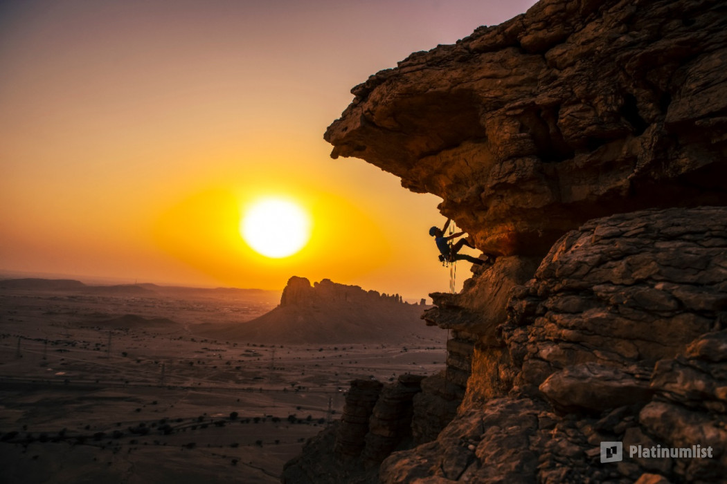 3peoxy استديو الصور :الرياض في "حافة العالم" مع عشاء