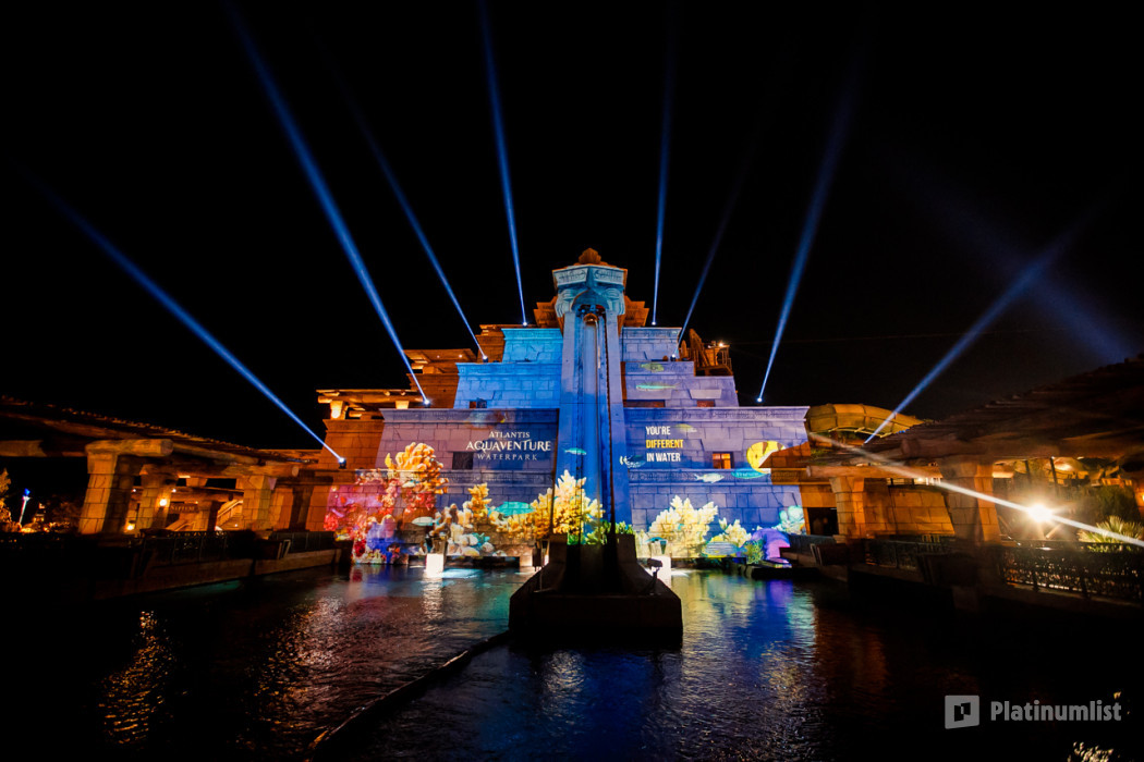 3pvy83 استديو الصور :دبي في Aquaventure Emoji Party at Atlantis, The Palm