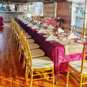 35d8gg استديو الصور :دبي في رحلة بحرية فاخرة على متن شراعي في دبي مارينا