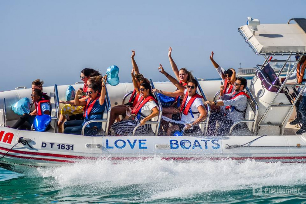 zoo796 استديو الصور :دبي في قوارب الحب في دبي