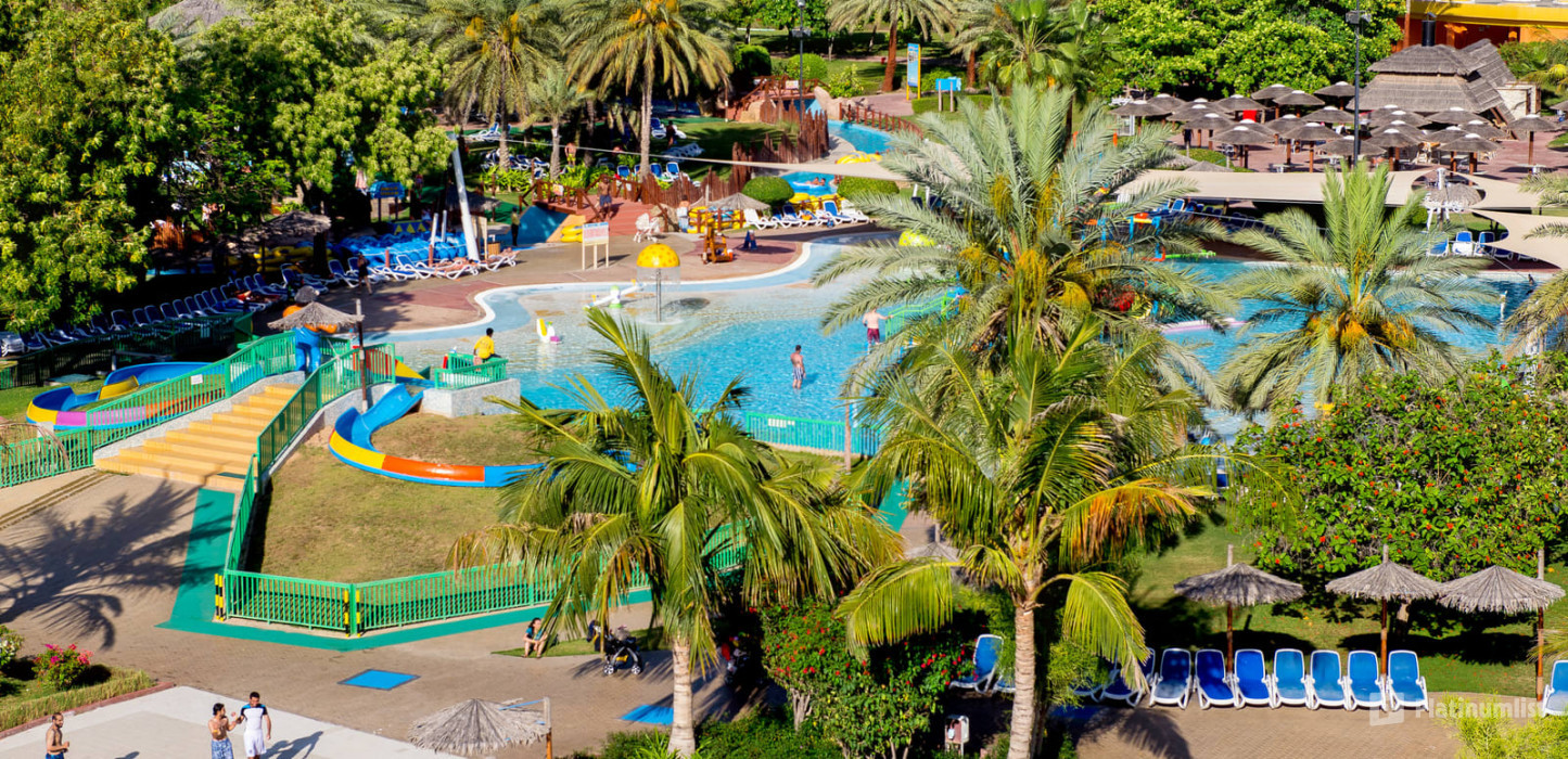 n149kd استديو الصور :أم القيوين في حديقة دريم لاند أكوا بارك المائية