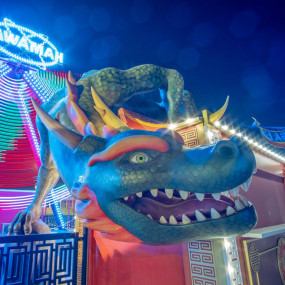 z91jo1 استديو الصور :الشارقة في حدائق المنتزه - جزيرة الأساطير