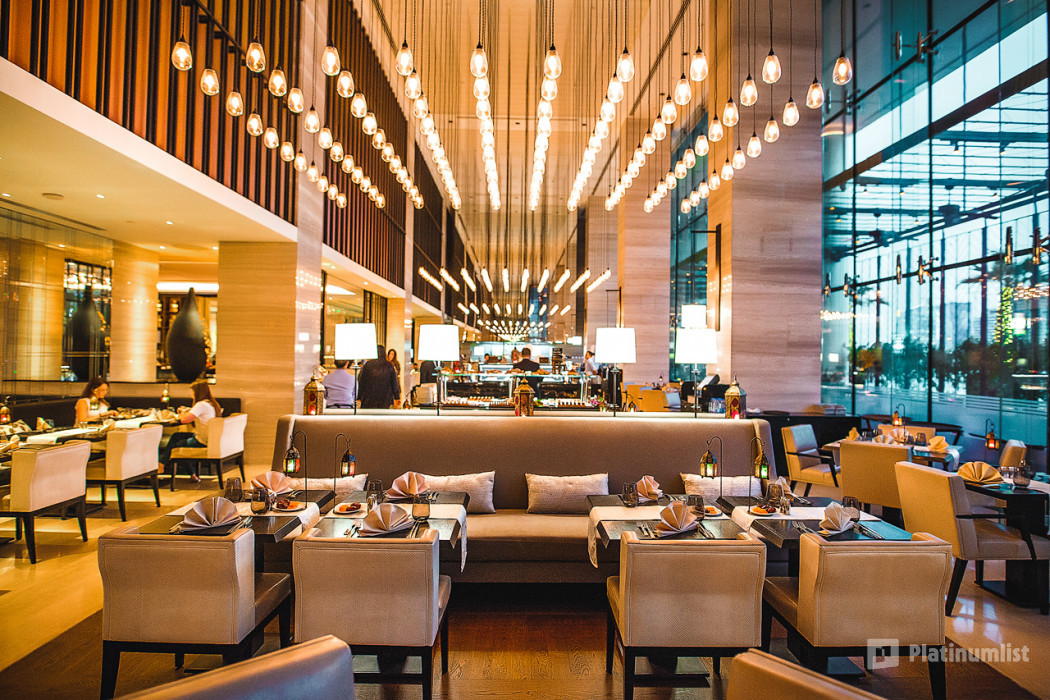 jzog6n استديو الصور :دبي في Ramadan at Steigenberger