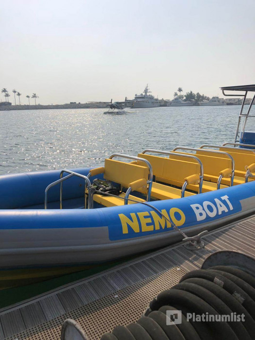 3jk16j استديو الصور :دبي في جولات القارب السريع في دبي