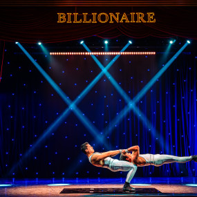 Billionaire Dubai the Ultimate Dinner Show Experience in Dubai: Gallery Photo z7y74k