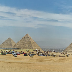 Photo de Full-day tour of Giza Pyramids, Sphinx, and Egyptian Museum with lunch from Cairo dans Cairo : Galerie Photo 3dkrwq