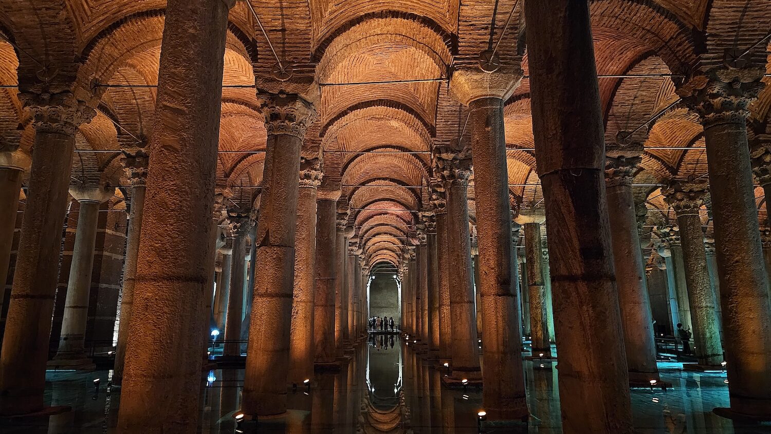 Photo from Basilica Cistern: Entry Ticket + Skip the line in Istanbul: Gallery Photo 3e5req