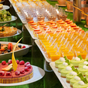 3b8rqm استديو الصور :دبي في بوفيه عشاء كاليدوسكوب في أتلانتس النخلة