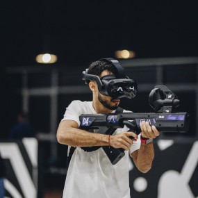 z91dkp استديو الصور :المنامة في إيفا للألعاب بالواقع الافتراضي في البحرين z91dkp استديو الصور :المنامة في إيفا للألعاب بالواقع الافتراضي في البحرين