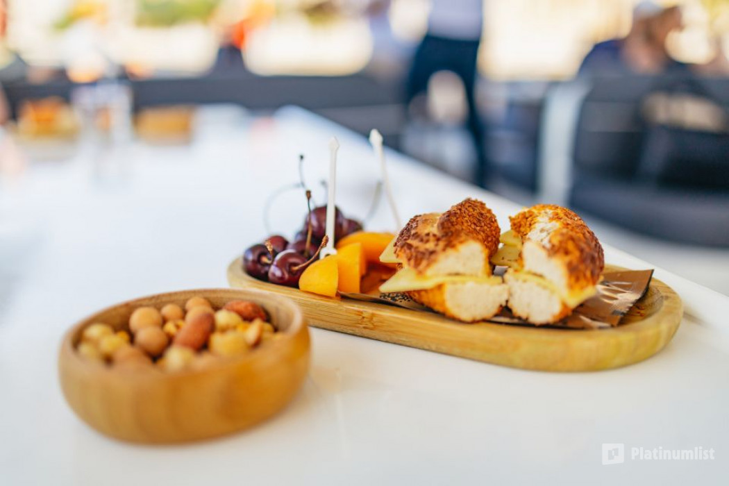 Bosphorus Yacht Cruise with Stopover on Asian Side in Istanbul: Gallery Photo zv5ej8 Bosphorus Yacht Cruise with Stopover on Asian Side in Istanbul: Gallery Photo zv5ej8