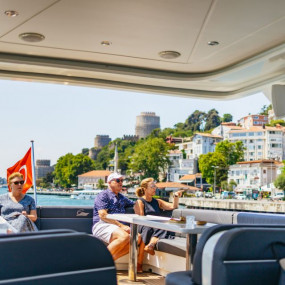 Bosphorus Yacht Cruise with Stopover on Asian Side in Istanbul: Gallery Photo 3pe648