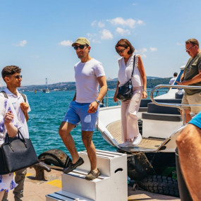 Photo from Bosphorus Yacht Cruise with Stopover on Asian Side in Istanbul: Gallery Photo n6bd1w