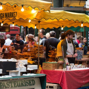 3jkjgj استديو الصور :لندن في جولة مشي: تذوق 8 أطعمة إنجليزية وشاهد أكثر من 30 معلمًا سياحيًا