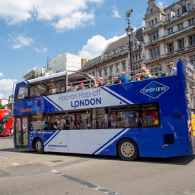 zw5m64 استديو الصور :لندن في جولة باص لندن هوب أون هوب أوف ليوم واحد