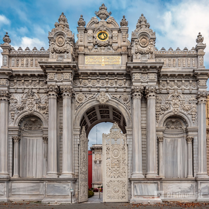 Dolmabahce Palace Skip-the-Line Tickets with Audio Guide in Istanbul: Gallery Photo zv5960