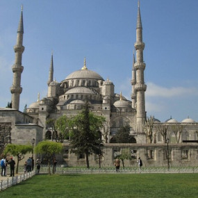 Istanbul: Basilica Cistern, Bosphorus Cruise, Hagia Sophia, Blue Mosque, Grand Bazaar, Guided Tour in Istanbul: Gallery Photo zw5m2b Istanbul: Basilica Cistern, Bosphorus Cruise, Hagia Sophia, Blue Mosque, Grand Bazaar, Guided Tour in Istanbul: Gallery Photo zw5m2b