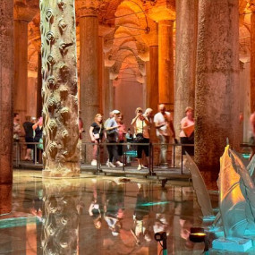 Istanbul: Basilica Cistern, Hagia Sophia, Blue Mosque and Grand Bazaar with Live Guide in Istanbul: Gallery Photo 35d1e4