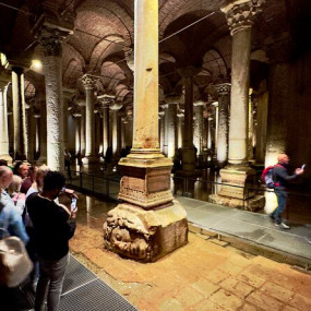 Photo from Istanbul: Basilica Cistern, Hagia Sophia, Blue Mosque and Grand Bazaar with Live Guide in Istanbul: Gallery Photo 3e5k00