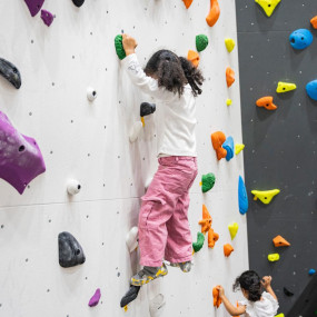 Climbing Wall Muscat in Muscat: Gallery Photo 34kr1g