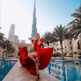 Burj Khalifa Flying Dress Videography Shoot in Dubai: Gallery Photo 3x8jx7