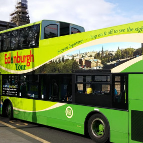 Hop on Hop off Edinburgh Bus Tours in Edinburgh: Gallery Photo zm4515